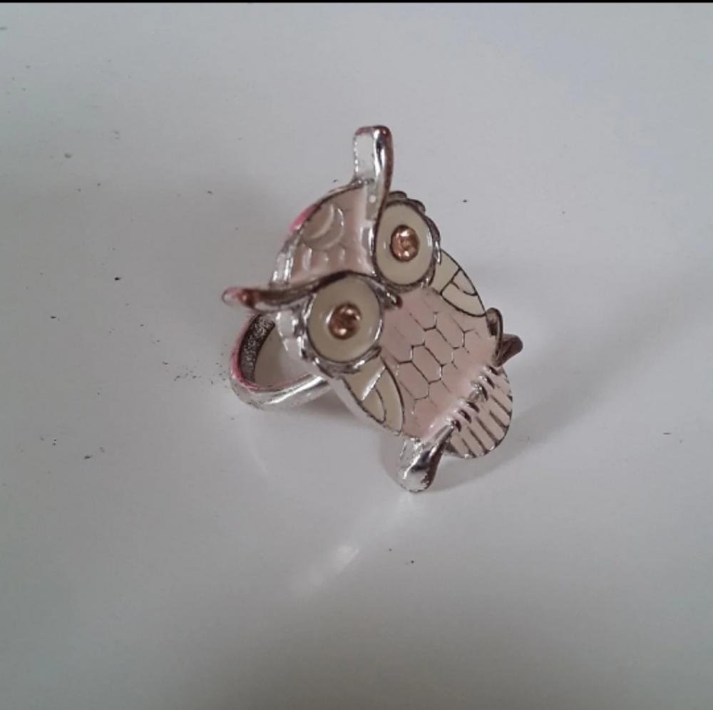 Owl Ring - Picture 3 of 7